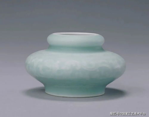 從工藝美術藏品看乾隆審美 是“土味”奢華，還是集大成的帝王氣象？