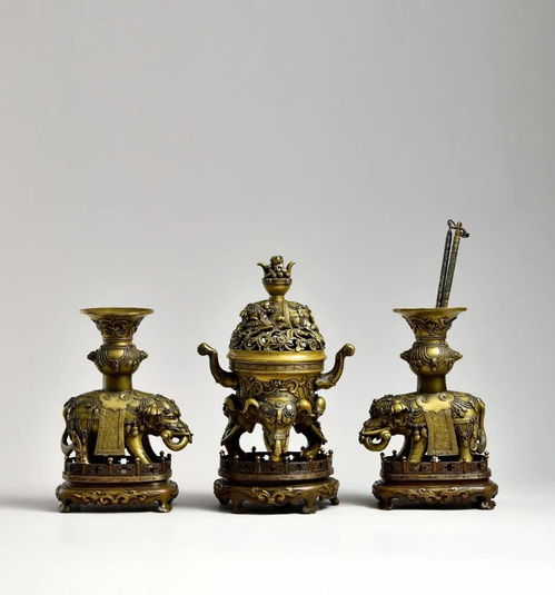 精品薈萃，藝海尋珍——2022年北京翰海、保利拍賣征集暨工藝美術品收藏指南