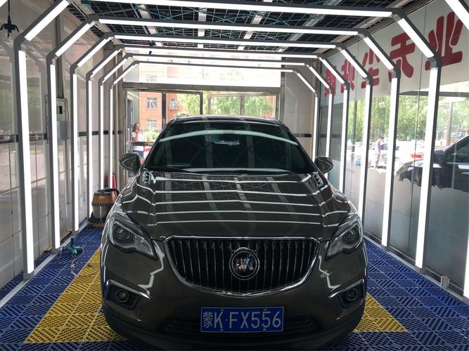 感恩回饋，至尊禮遇——進店洗車即送價值688元全車封釉